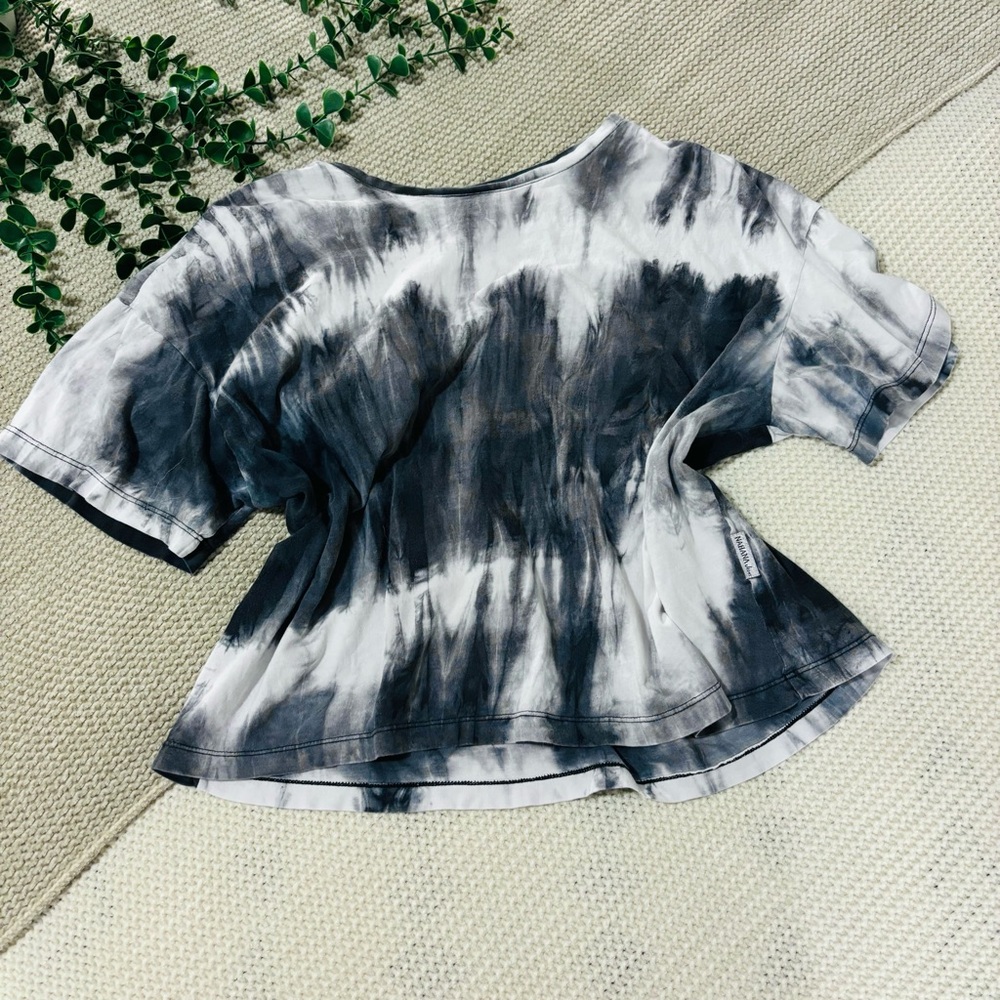 Tie-Dye Women's Top - Black and White